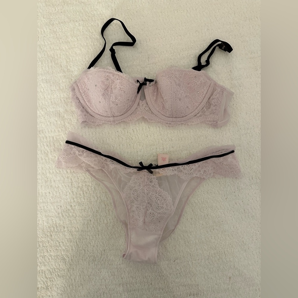 NWT Victoria’s Secret set
